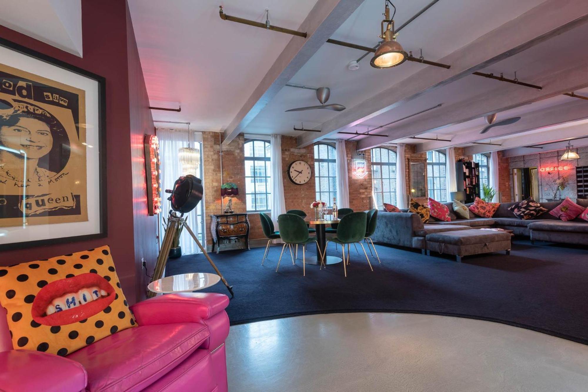 Amazingly Luxurious Loft Apartment, Soho - 3 Bedrooms, 2 Bath & Office Londres Exterior foto