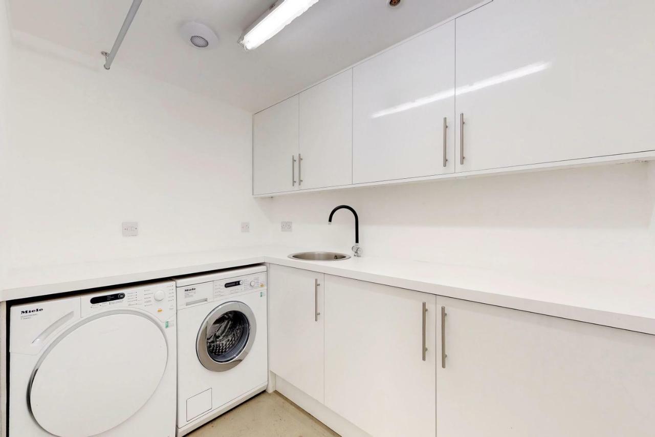 Amazingly Luxurious Loft Apartment, Soho - 3 Bedrooms, 2 Bath & Office Londres Exterior foto